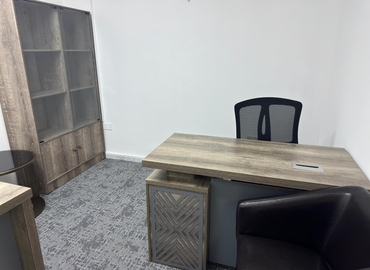 Office 777V+Q8G  Dubai