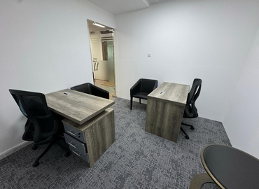 Office 777V+Q8G  Dubai