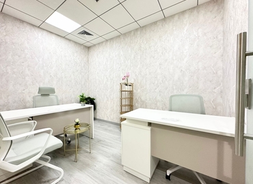 Office Iris Bay  Dubai