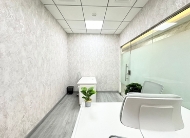 Office Iris Bay  Dubai