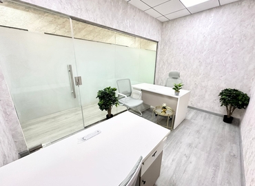 Office Iris Bay  Dubai