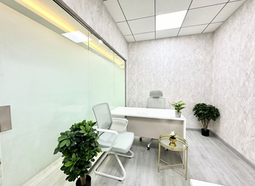 Office Iris Bay  Dubai