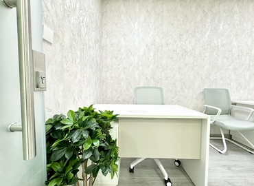 Office Iris Bay  Dubai