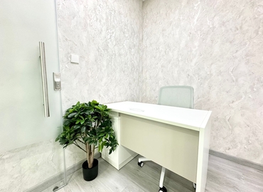 Office Iris Bay  Dubai