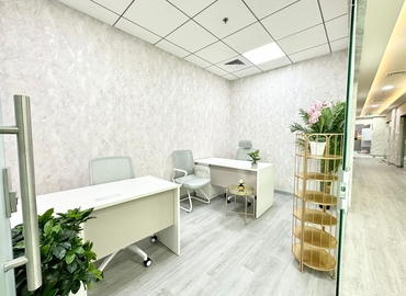 Office Iris Bay  Dubai