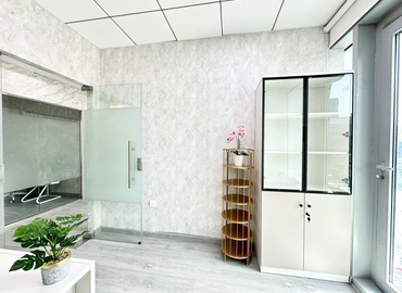 Office Iris Bay  Dubai