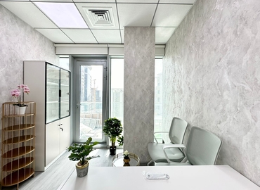 Office Iris Bay  Dubai