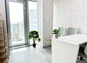 Office Iris Bay  Dubai