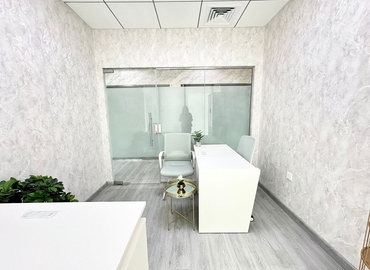 Office Iris Bay  Dubai