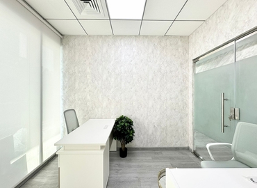 Office Iris Bay  Dubai