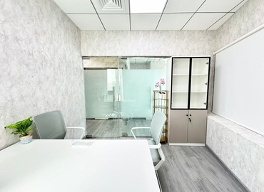 Office Iris Bay  Dubai