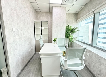 Office Iris Bay  Dubai