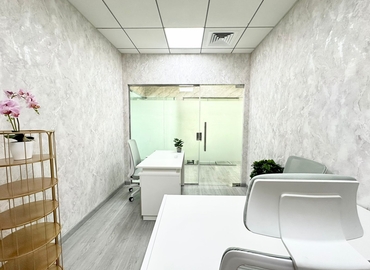 Office Iris Bay  Dubai
