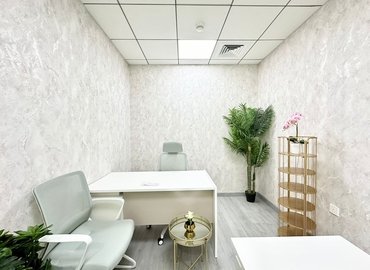 Office Iris Bay  Dubai