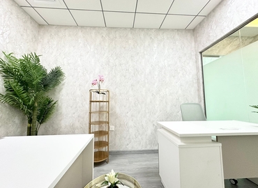 Office Iris Bay  Dubai
