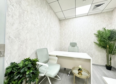 Office Iris Bay  Dubai