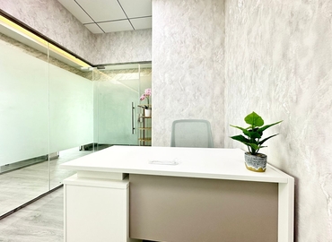 Office Iris Bay  Dubai