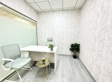 Office Iris Bay  Dubai