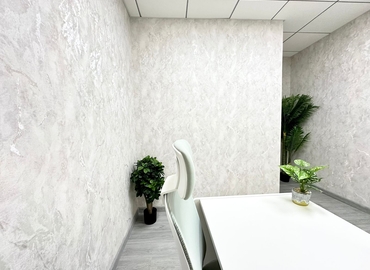 Office Iris Bay  Dubai