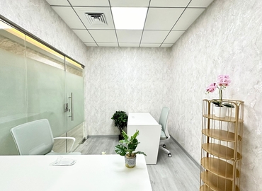 Office Iris Bay  Dubai