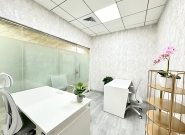 Office Iris Bay  Dubai