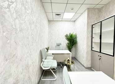 Office Iris Bay  Dubai