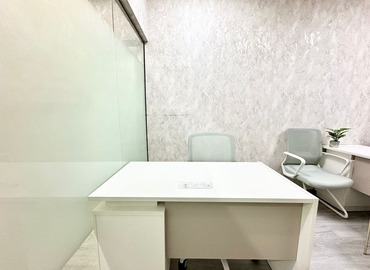 Office Iris Bay  Dubai