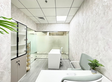 Office Iris Bay  Dubai