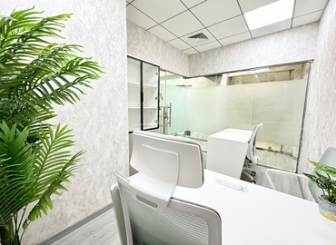 Office Iris Bay  Dubai