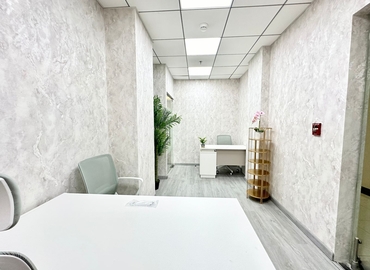 Office Iris Bay  Dubai