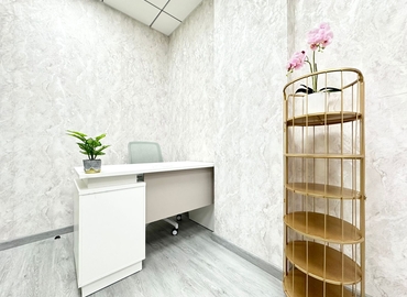 Office Iris Bay  Dubai