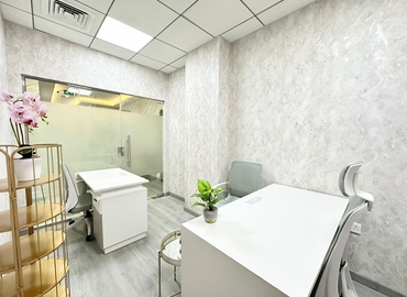 Office Iris Bay  Dubai