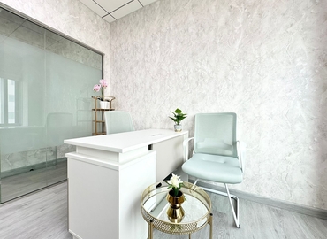 Office Iris Bay  Dubai