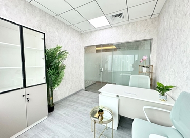 Office Iris Bay  Dubai