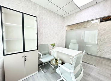 Office Iris Bay  Dubai