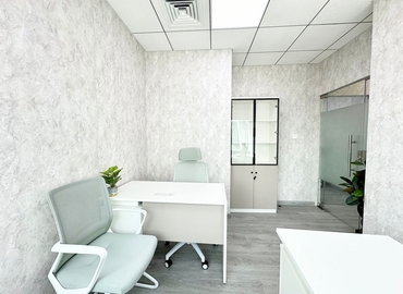 Office Iris Bay  Dubai