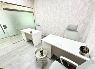 Office Iris Bay  Dubai