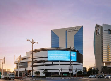 1000 m² Business space in Dubai, Baniyas Rd (%[postal_code]) - 0 | MatchOffice.com