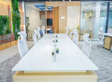 1000 m² Business center in Dubai, Baniyas Rd (%[postal_code]) - 3 | MatchOffice.com