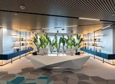 60 m² Serviced office in Dubai, Sheikh Zayed Road (%[postal_code]) - 1 | MatchOffice.com
