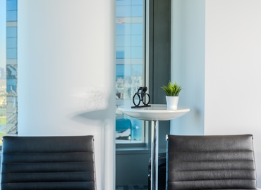 25 m² Convention center in Dubai, Media 1 Tower (%[postal_code]) - 1 | MatchOffice.com