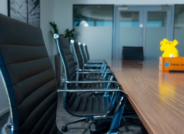 25 m² Meeting room in Dubai, Media 1 Tower (%[postal_code]) - 3 | MatchOffice.com