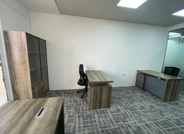 Office 777V+Q8G  Dubai