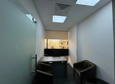 Office 777V+Q8G  Dubai