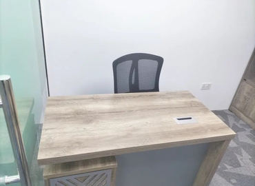 Office 777V+Q8G  Dubai