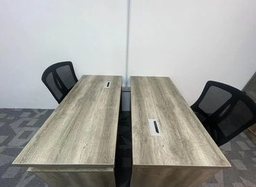 Office 777V+Q8G  Dubai