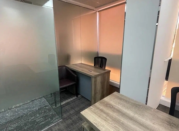 Office 777V+Q8G  Dubai