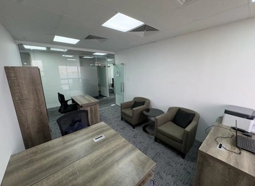 Office 777V+Q8G  Dubai