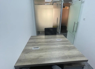 Office 777V+Q8G  Dubai