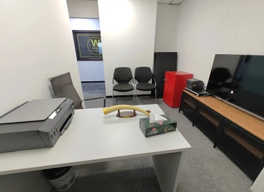 Office Al Maktoum Rd, 82  Dubai
